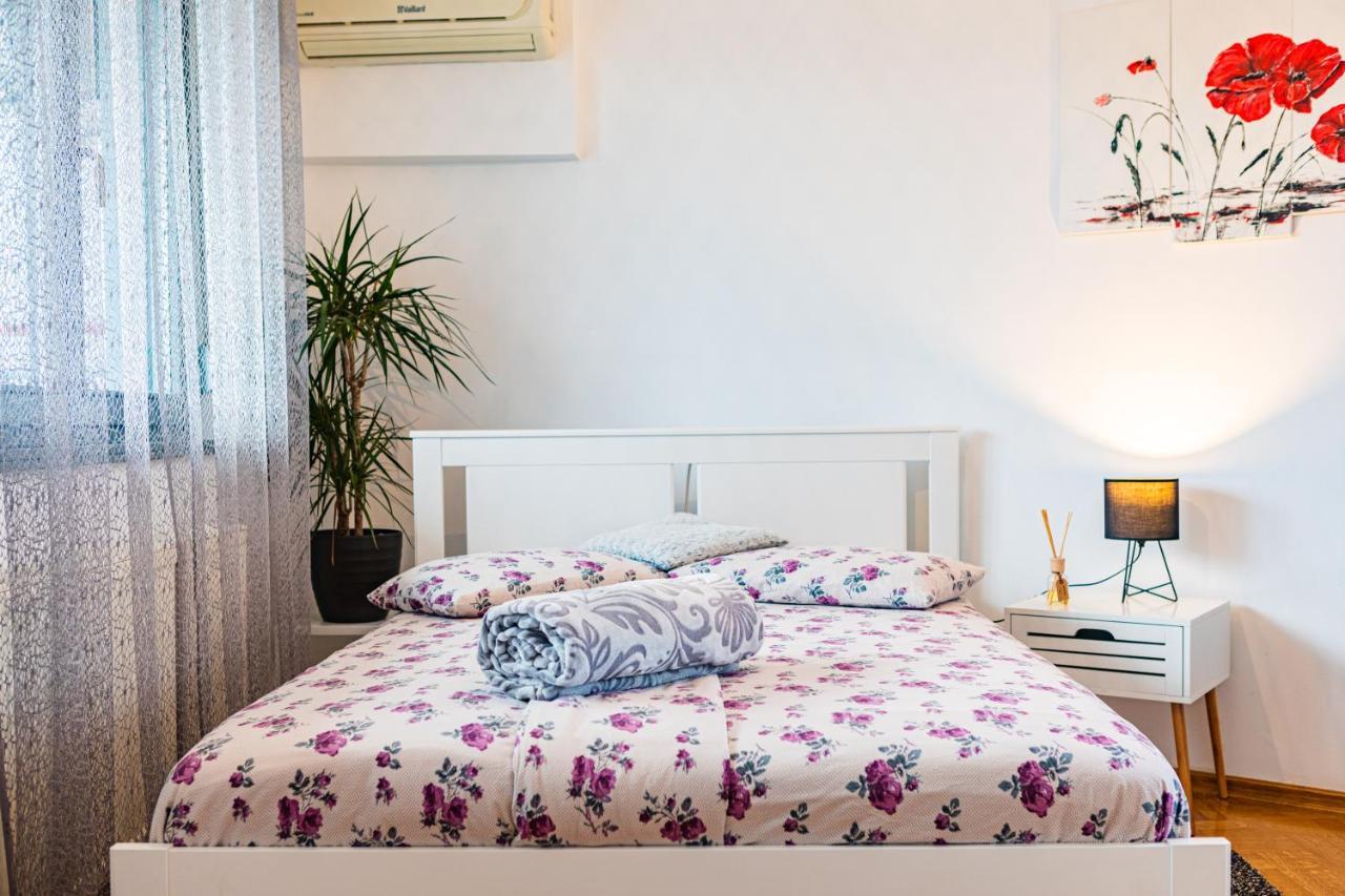 Flexible Selfcheckins 15 & 19 - Zagreb - Garage - Loggia - New - Apartments Repinc エクステリア 写真