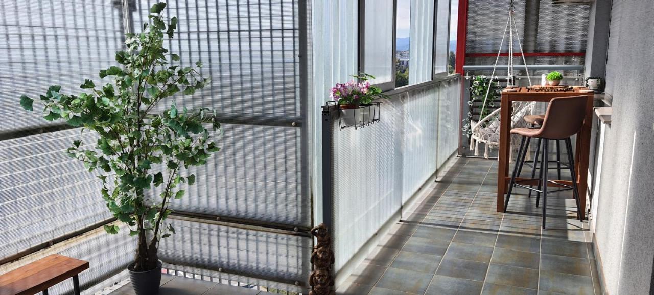 Flexible Selfcheckins 15 & 19 - Zagreb - Garage - Loggia - New - Apartments Repinc エクステリア 写真
