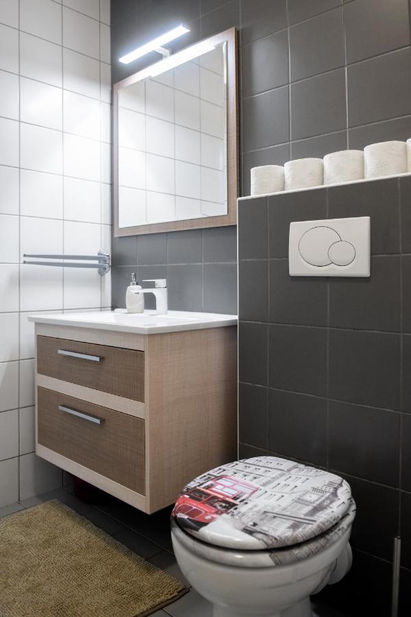 Flexible Selfcheckins 15 & 19 - Zagreb - Garage - Loggia - New - Apartments Repinc エクステリア 写真